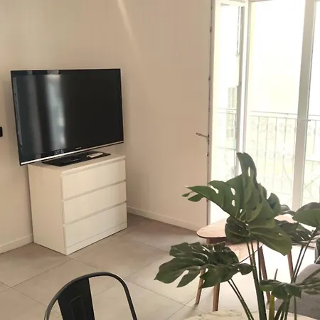 Baie Des Anges 305 * Ницца